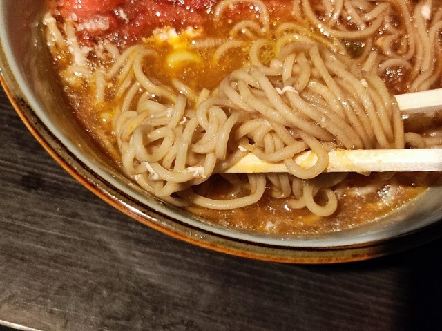 黄味をからめて食べるのだ