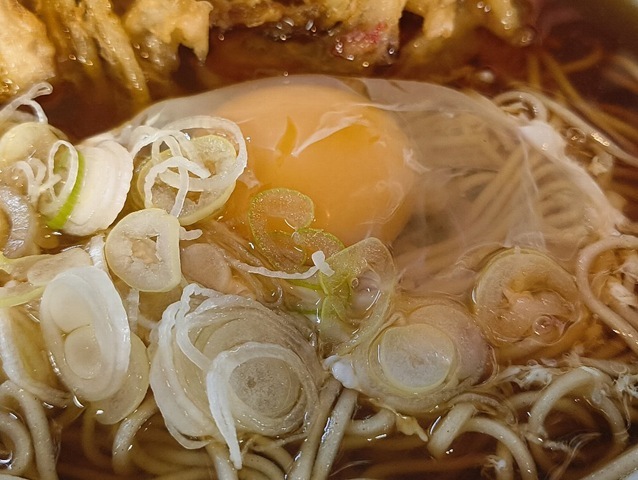 生たまご 生たまご