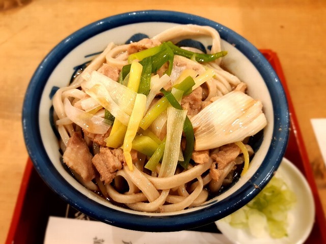 ひやにく