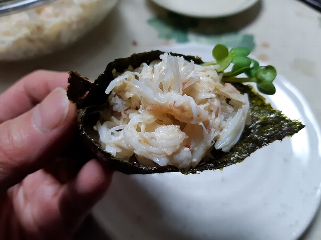 毛蟹の手巻き寿司