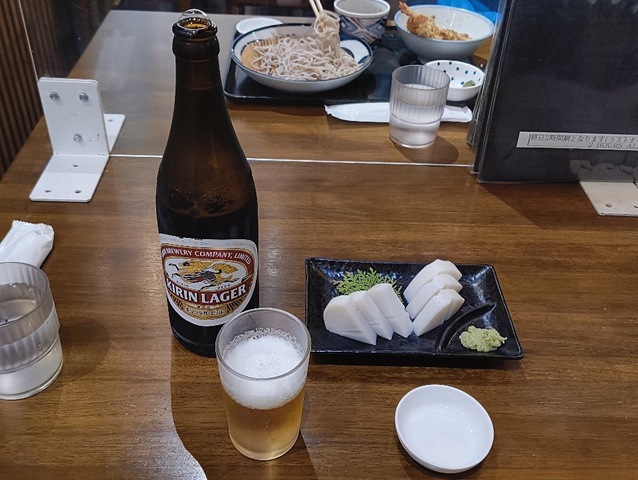 ビールと板わさ ビールと板わさ