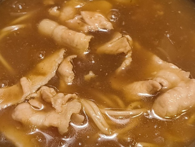 豚バラ肉がいっぱいなのだ！