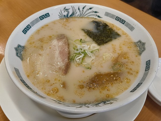 豚骨ラーメン