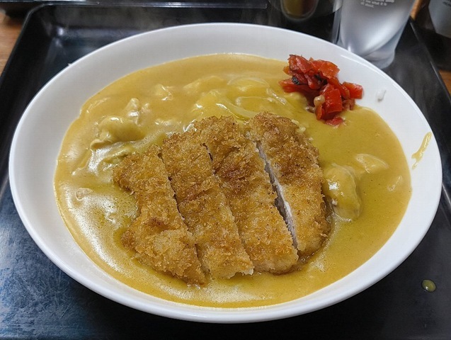 カツカレー（ご飯半分）