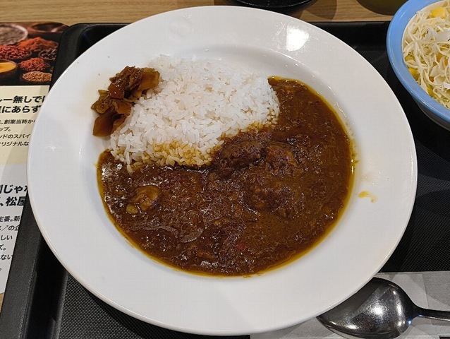 創業ビーフカレギュウ（ライス小盛）