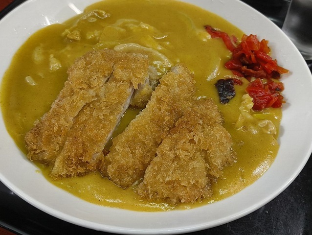 カツカレー（ご飯半分）