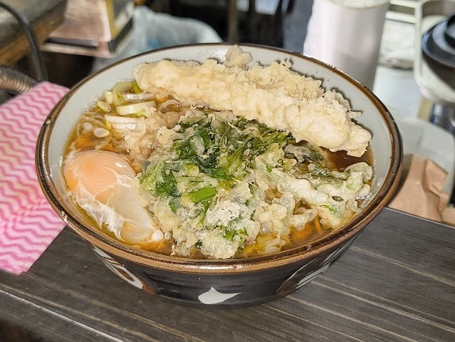 イカ天そば＋生たまご＋春菊天