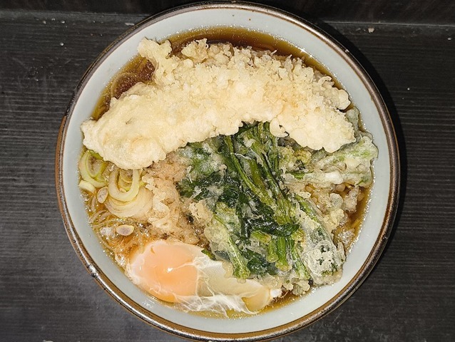 イカ天そば＋生たまご＋春菊天