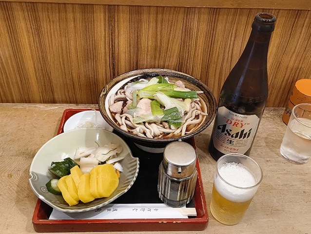 冷やし肉南ばんそば大盛 （冷や肉大）とおしんことビール