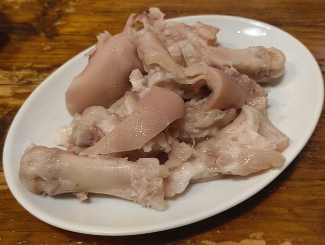 豚足（1皿目）