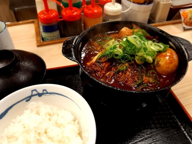 鶏と玉子の味噌煮込み鍋膳ミニ 