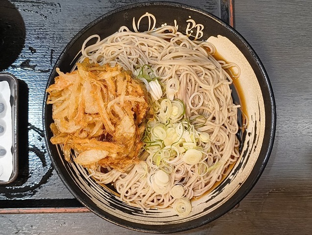 ぶっかけ冷し野菜かきあげそば（2枚もり版）