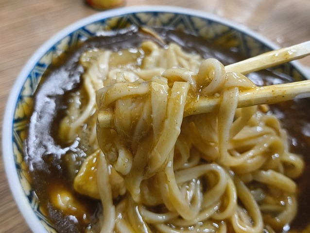 あたしも蕎麦を手繰るのだ