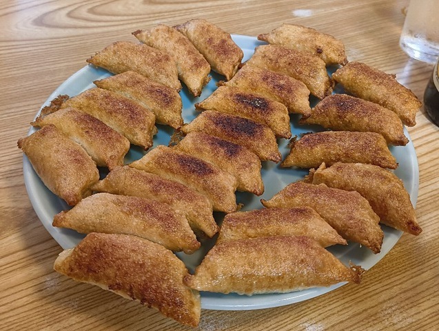 王さまの餃子4人前