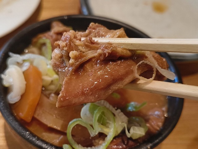 鶏もつ煮込み