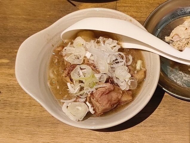 牛もつ煮込み