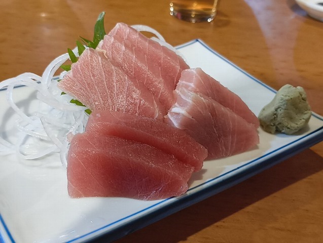 マグロの刺身