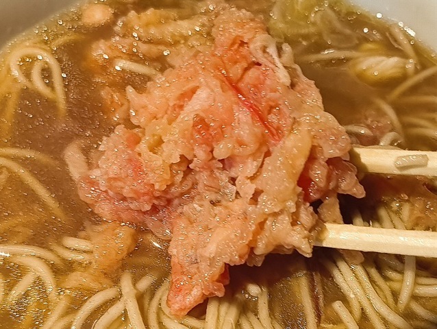 紅ショウガ天を食べる