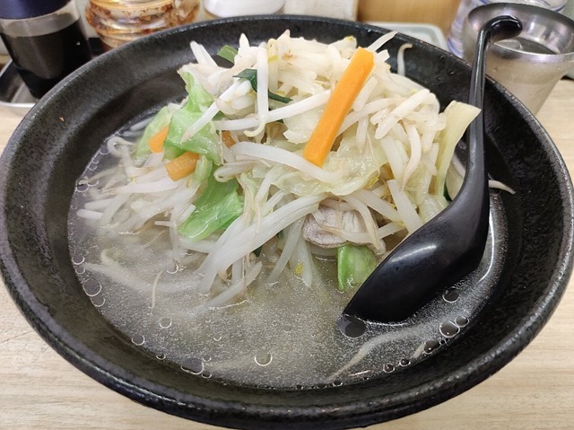 タンメン- 麺半分＋野菜増し