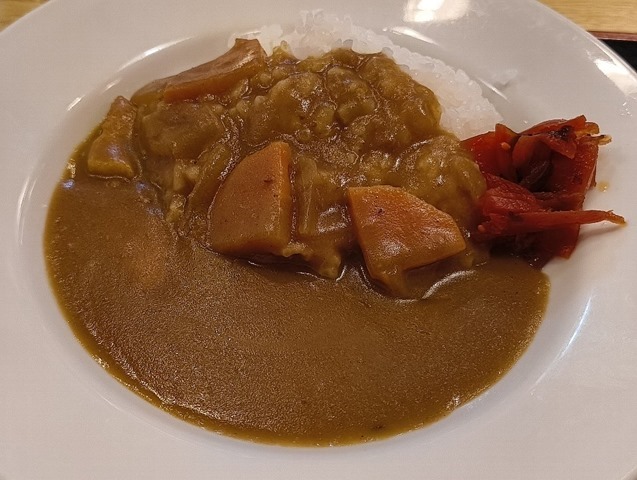 カレーライス（ご飯半分）