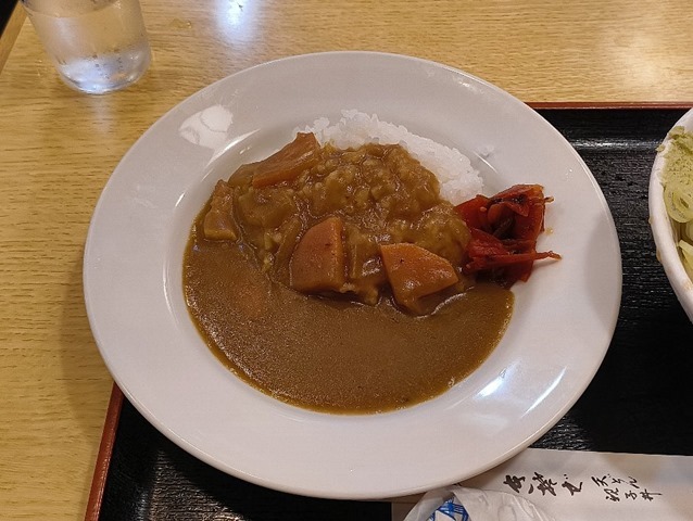 カレーライス（ご飯半分）