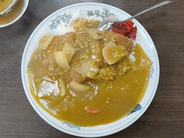 カツカレー（ご飯半分）