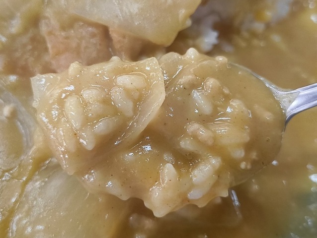 まずは一口、熱いしうまいのだよ（笑）