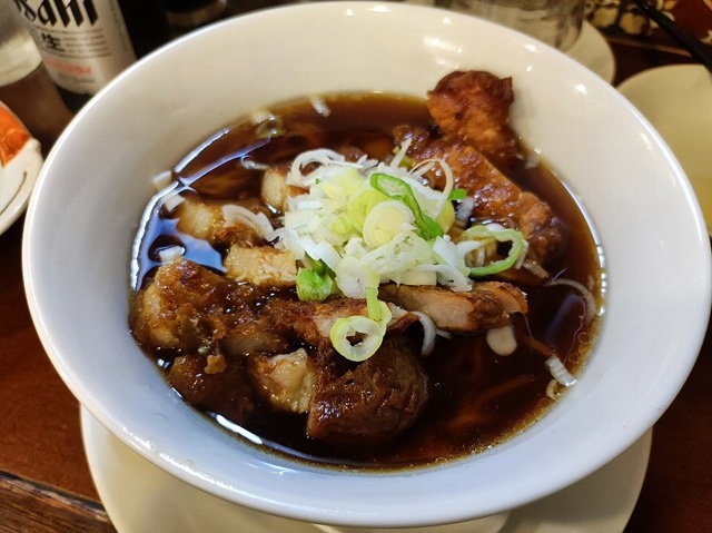 排骨醤油麺