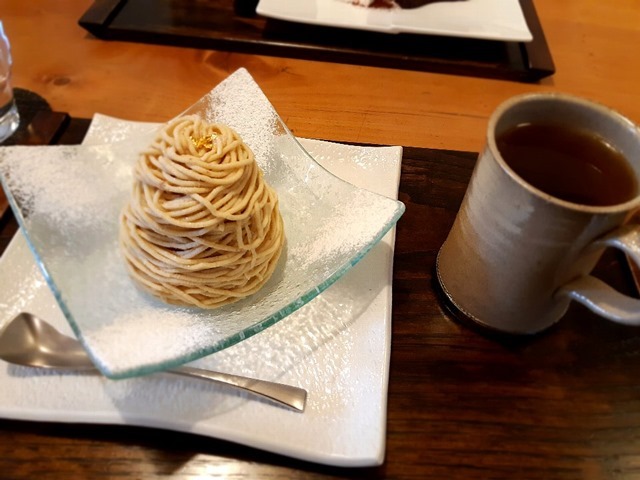 モンブランデセル（茎焙じ茶つき）
