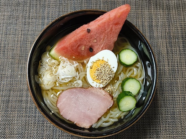 髭のこだわり冷麺