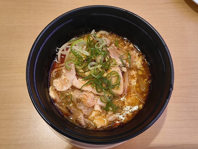すし屋の酸辛湯麺