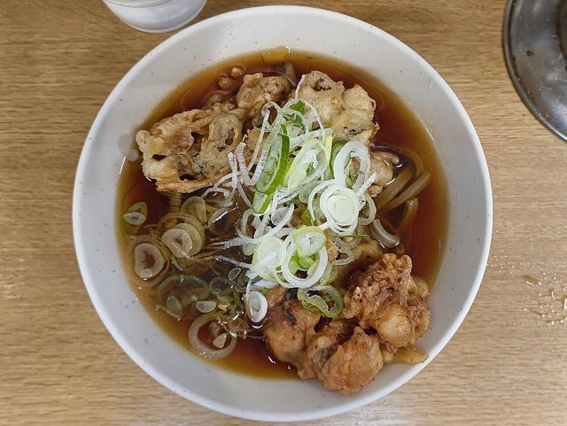 きのこ盛り天＋ミニゲソ天＋太そば（小盛）