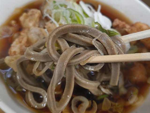 太そばを手繰る