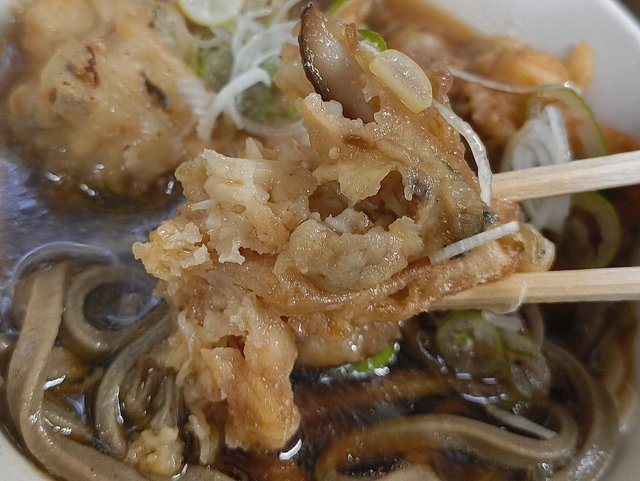 きのこ盛り天を食べる